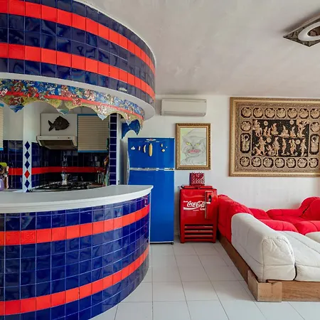 Con Terrazza E Vista - *