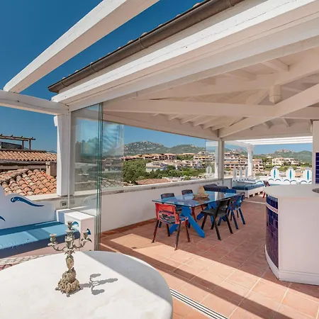 Con Terrazza E Vista - アパート *